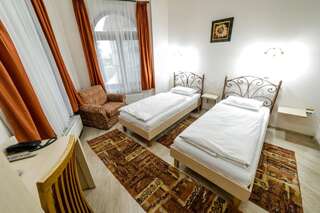 Отель Vila Belvedere Галац Двухместный номер с 2 отдельными кроватями-3
